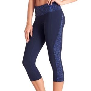 Athleta‎ Blue Splits Revelation Activewear Capris